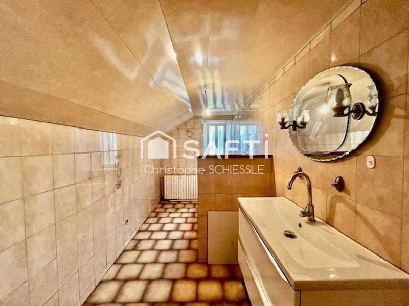 Maison - 104 m² - 6 pièces