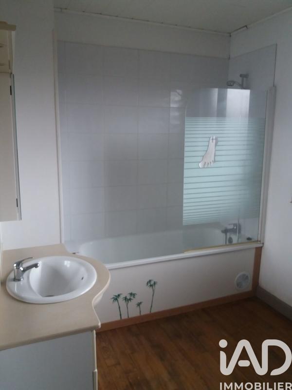 Maison - 80 m² - 5 pièces