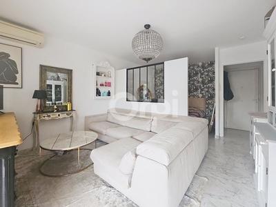 Studio - 33 m² - 1 pièce