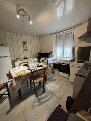 Maison - 60 m² - 3 pièces