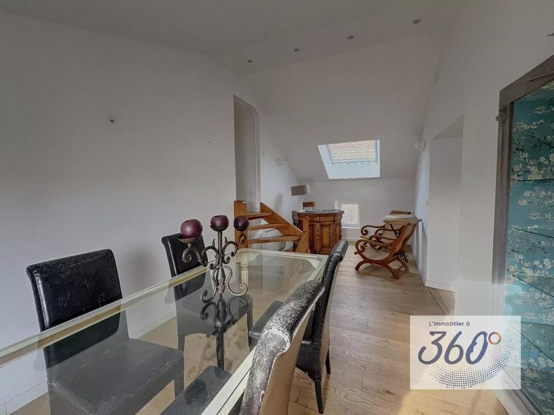 Appartement - 118 m² - 3 pièces