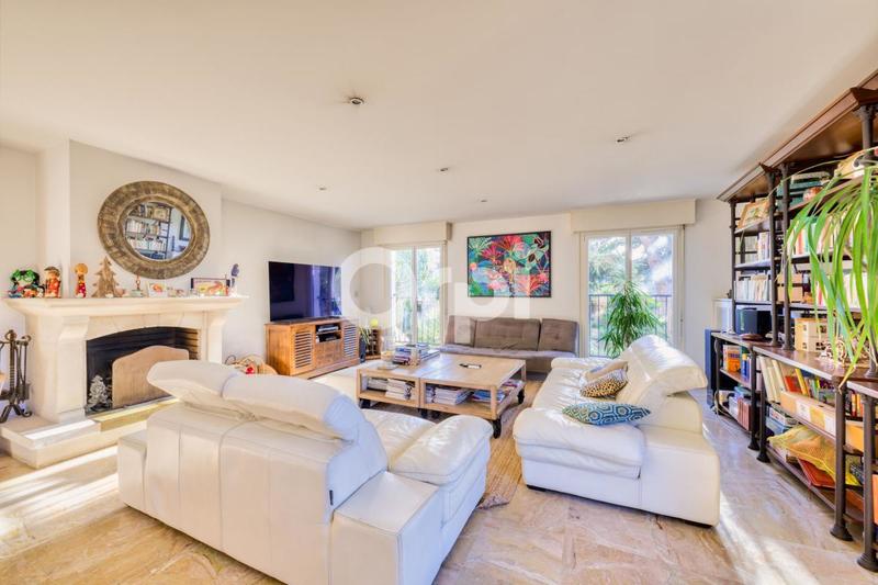 Maison - 160 m² - 5 pièces