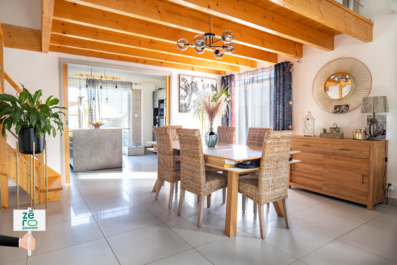 Maison - 153 m² - 5 pièces