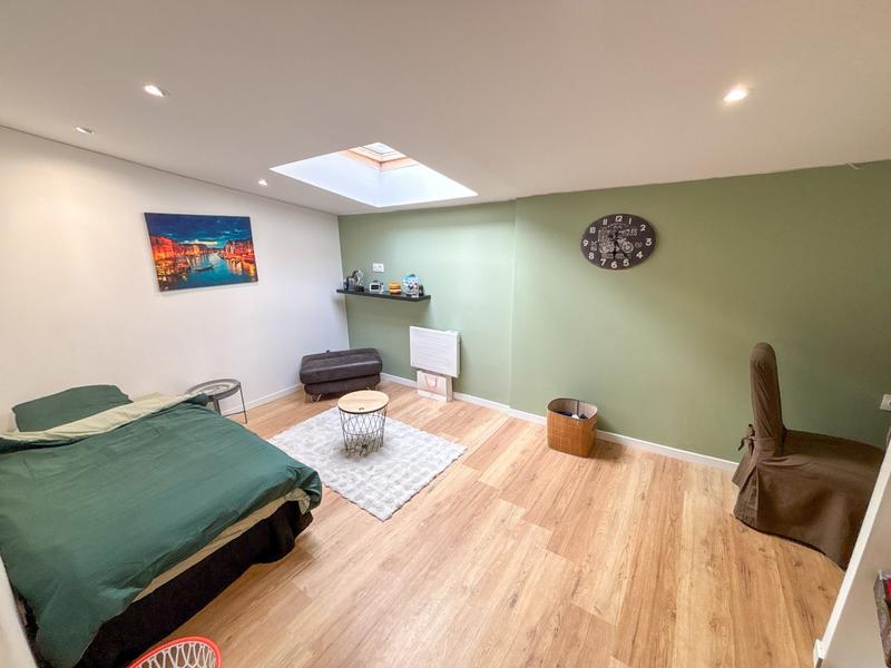 Maison - 140 m² - 4 pièces