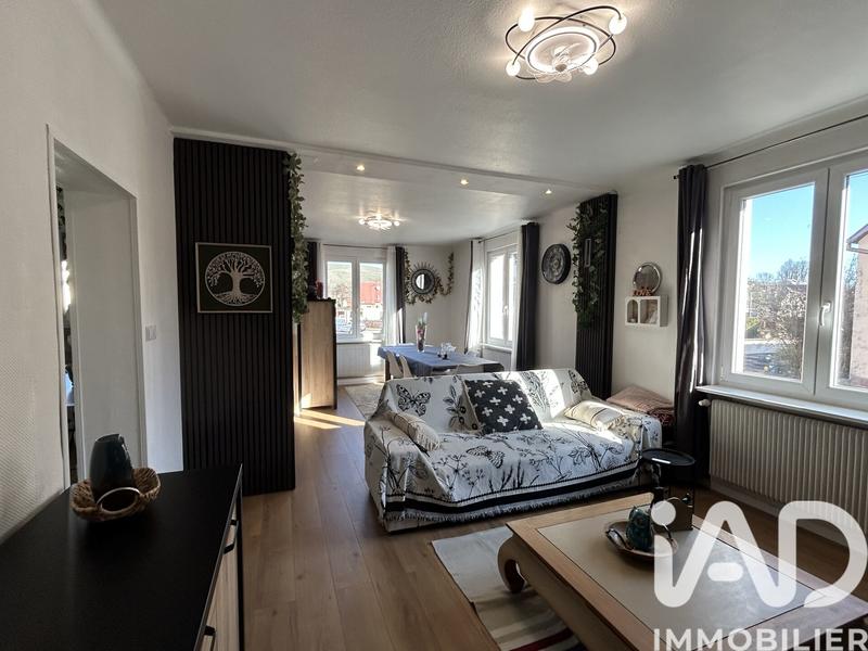 Maison - 176 m² - 8 pièces