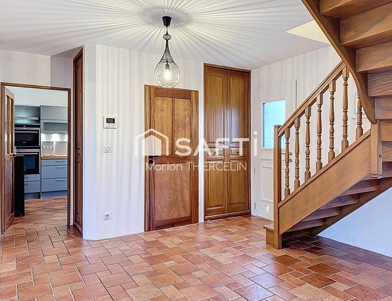 Maison - 165 m² - 5 pièces