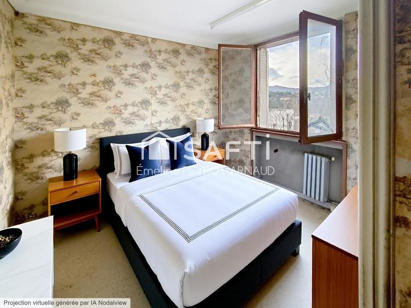 Maison - 92 m² - 4 pièces