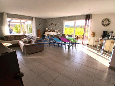 Maison - 146 m² - 5 pièces