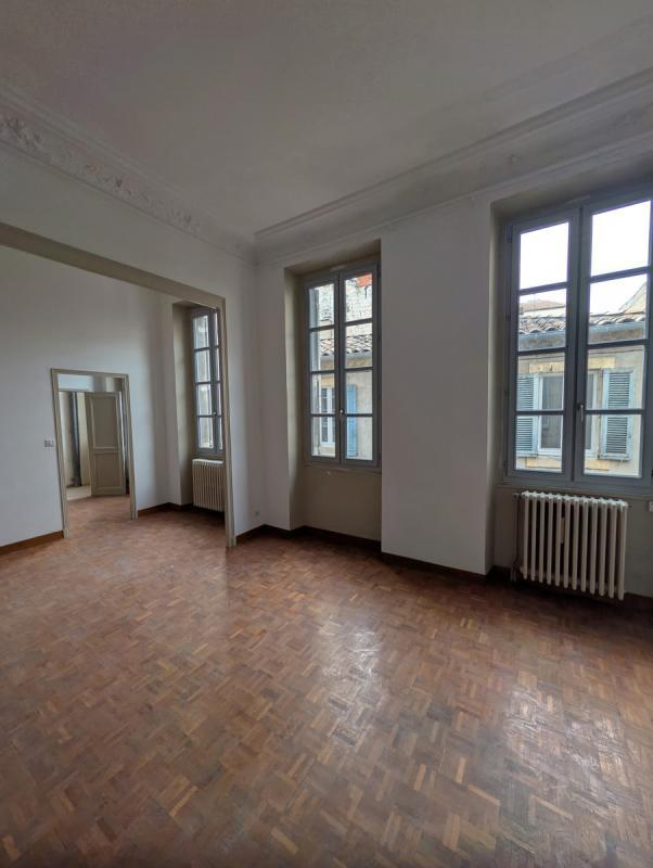 Appartement - 97 m² - 3 pièces