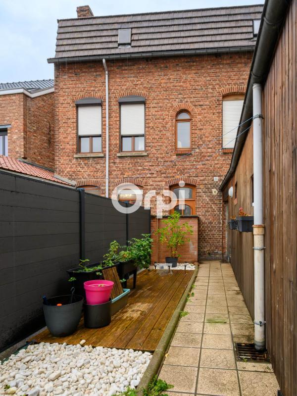 Maison - 97 m² - 5 pièces