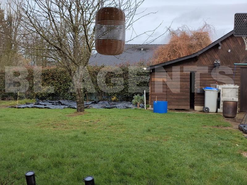 Maison contemporaine - 145 m² - 6 pièces