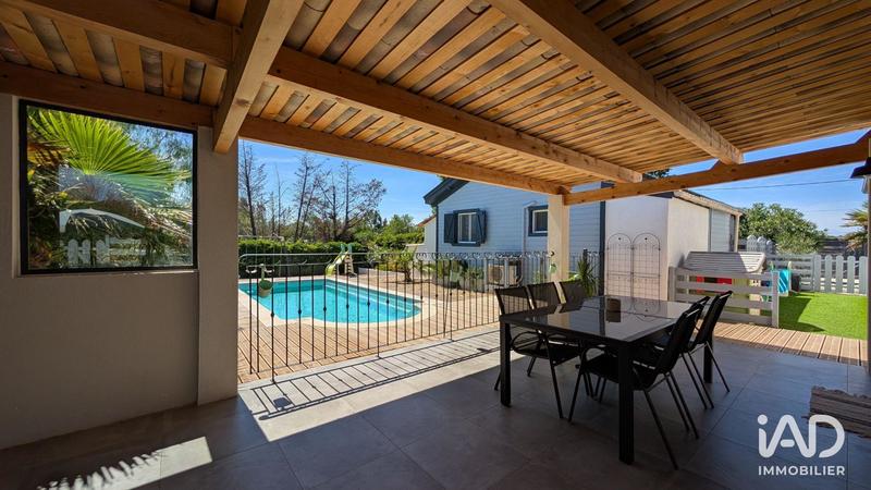 Maison - 200 m² - 7 pièces