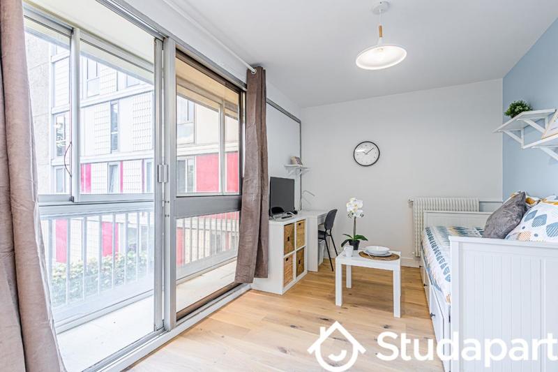 Chambre - 10 m² - 1 pièce