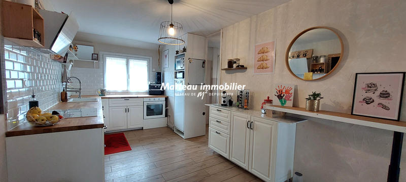 Maison - 101 m² - 6 pièces