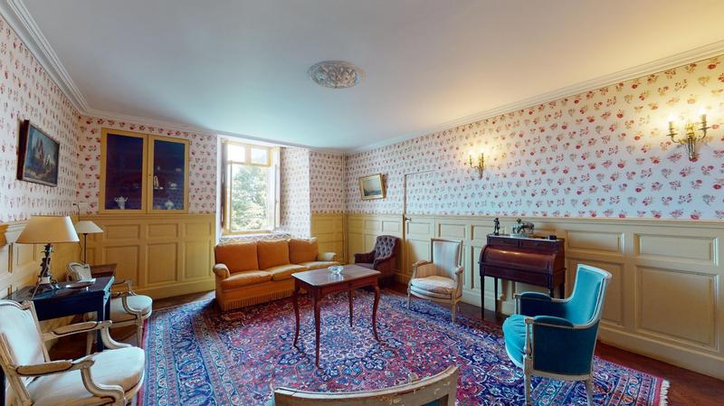 Château - 1 000 m² - 10 pièces