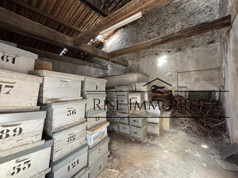 Grange - 136 m² - 3 pièces