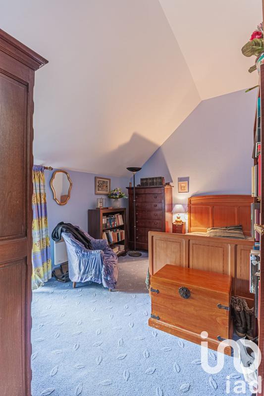 Maison - 252 m² - 10 pièces