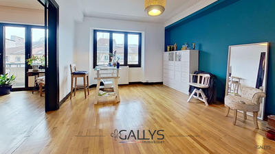 Appartement - 175 m² - 5 pièces