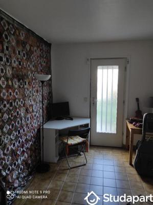 Chambre - 12 m² - 1 pièce