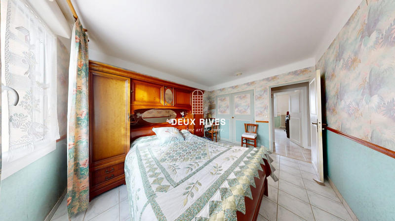 Maison - 150 m² - 8 pièces