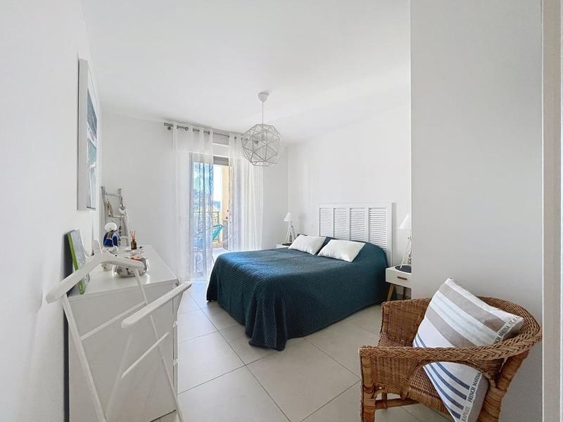 Appartement - 107 m² - 3 pièces