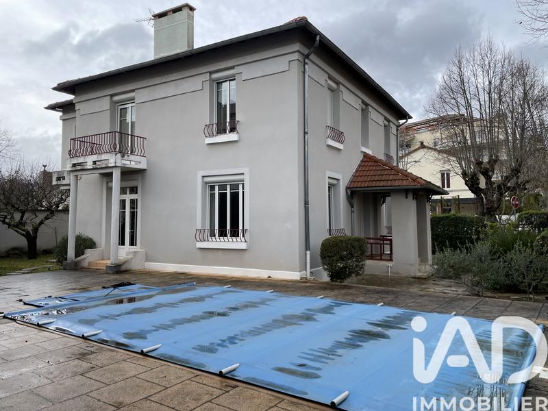 Maison - 162 m² - 7 pièces