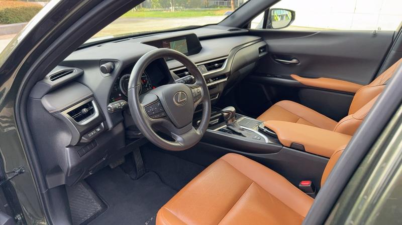 Lexus Ux 2.0 Vvt-iE 184 Hybrid Cvt Luxe - Garantie constructeur Entretien