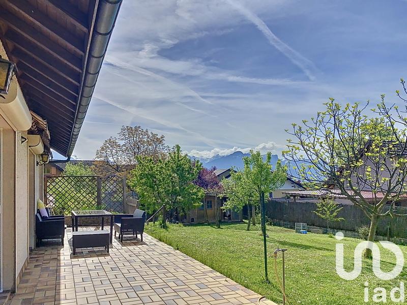 Maison - 140 m² - 6 pièces