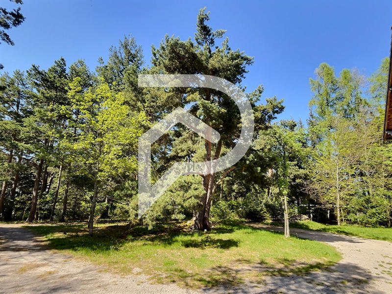 Maison - 215 m² - 10 pièces