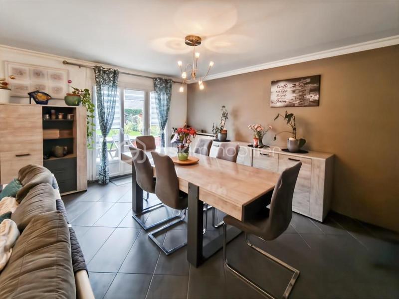 Maison - 119 m² - 6 pièces