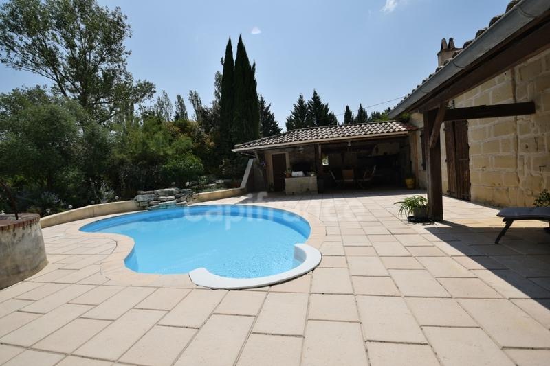 Maison - 217 m² - 6 pièces