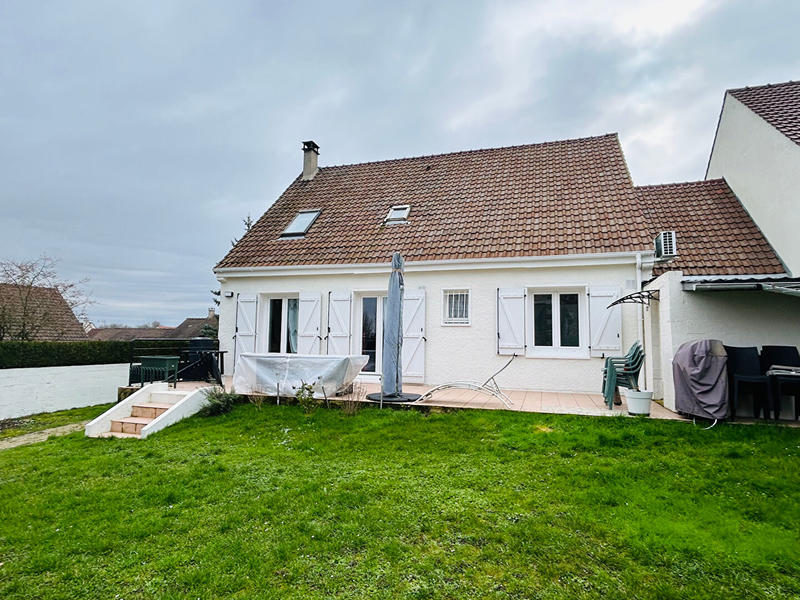 Maison - 130 m² - 6 pièces