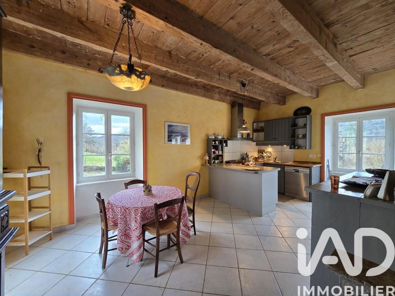 Maison - 150 m² - 7 pièces