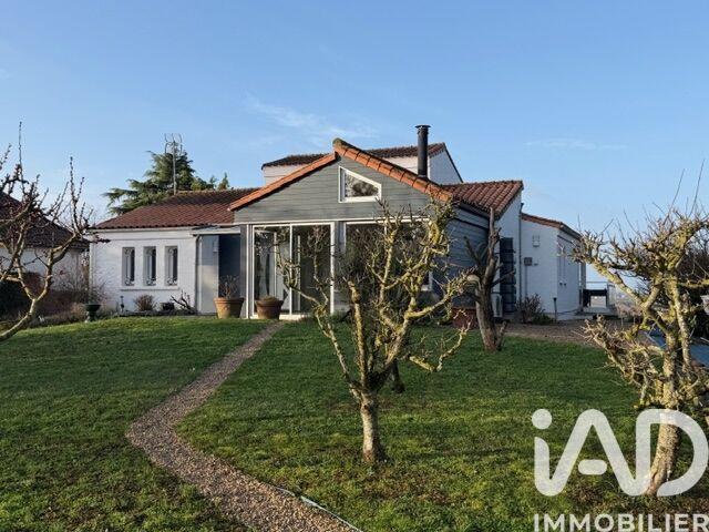 Maison de maîtres - 210 m² - 7 pièces