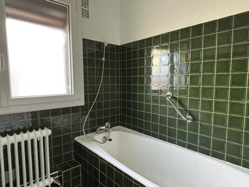 Appartement - 111 m² - 6 pièces