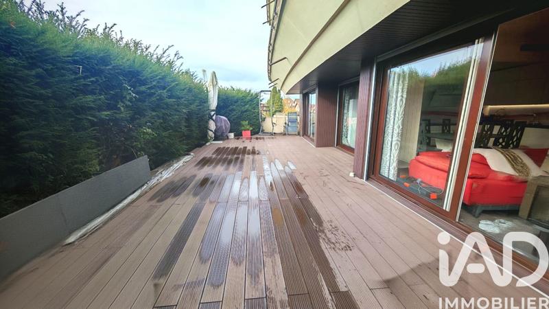 Appartement - 99 m² - 5 pièces