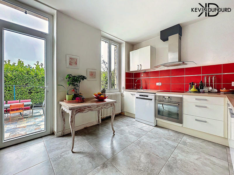 Maison en pierre - 130 m² - 6 pièces