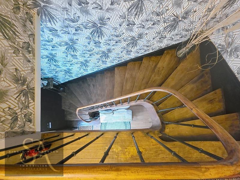 Maison de maîtres - 210 m² - 8 pièces