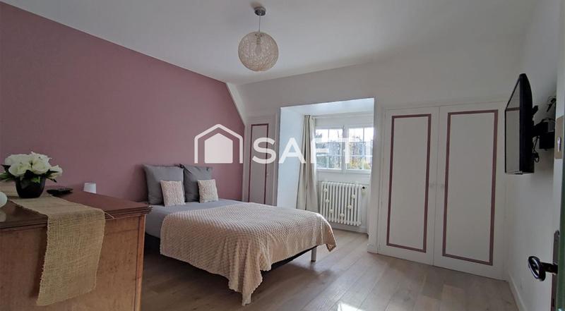 Maison - 355 m² - 18 pièces