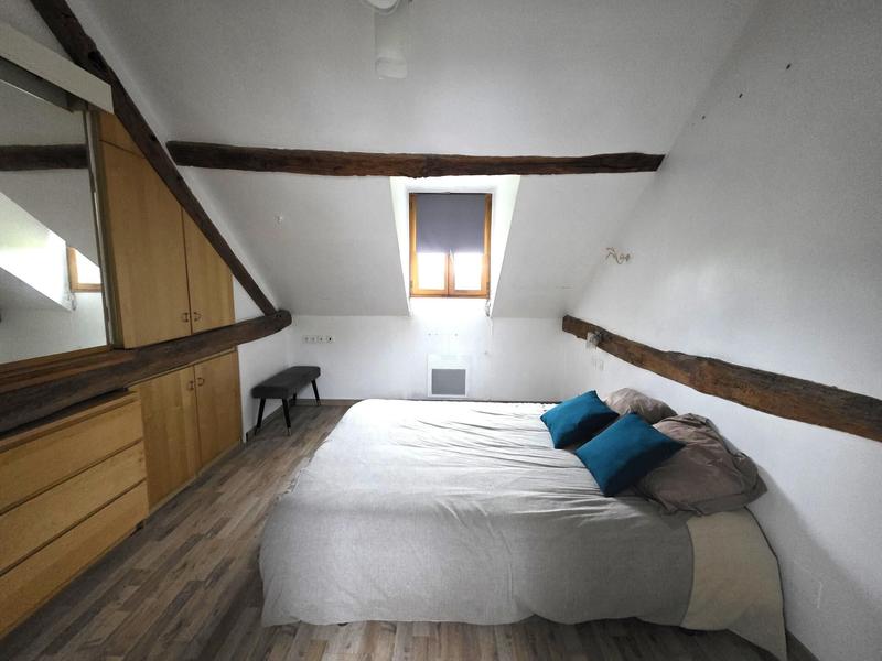 Maison - 200 m² - 9 pièces