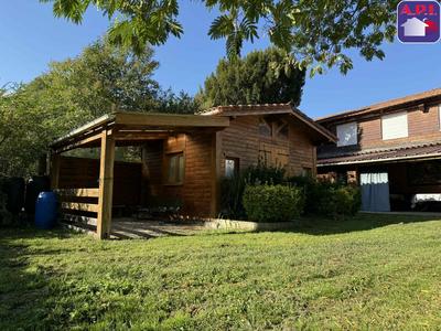 Maison - 93 m² - 4 pièces