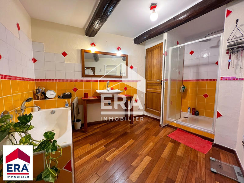 Maison - 165 m² - 6 pièces