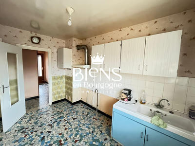 Maison - 85 m² - 5 pièces