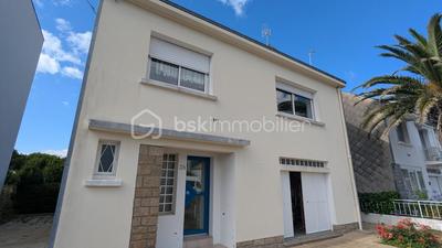 Maison - 88 m² - 4 pièces