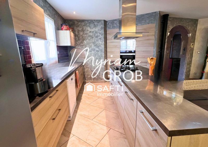 Maison - 130 m² - 4 pièces