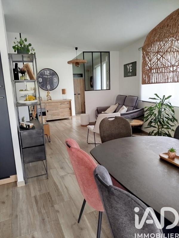 Maison - 96 m² - 5 pièces