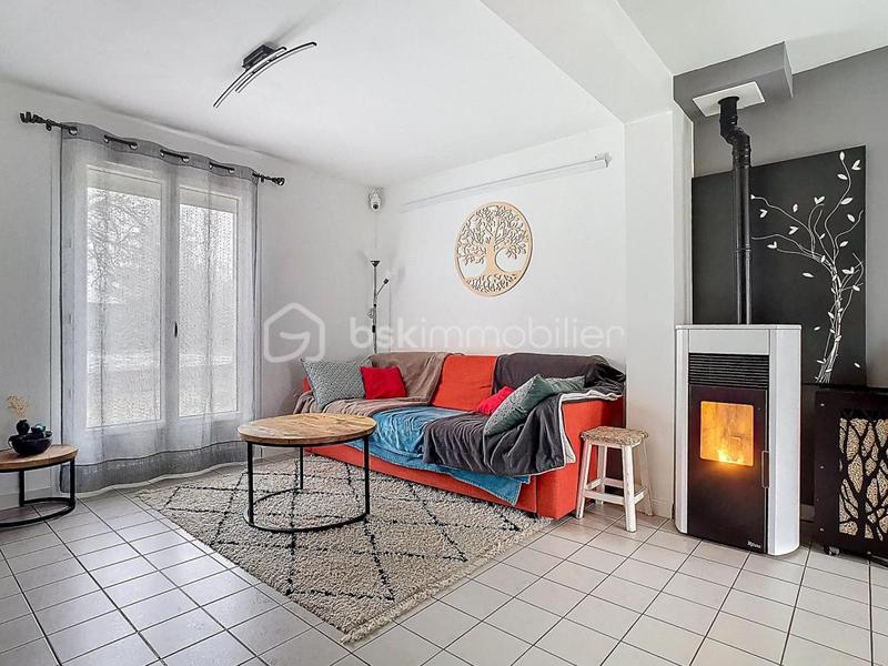 Maison - 90 m² - 5 pièces