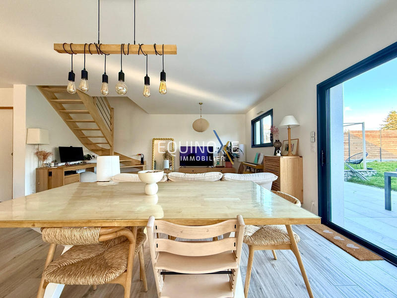 Maison - 100 m² - 5 pièces