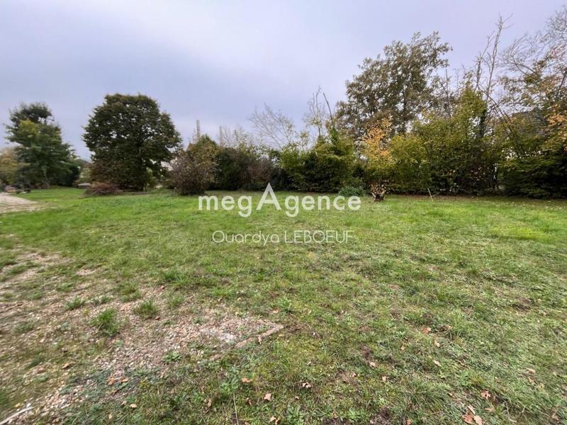 Terrain constructible - 470 m²
