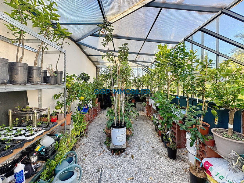 Maison - 194 m² - 5 pièces